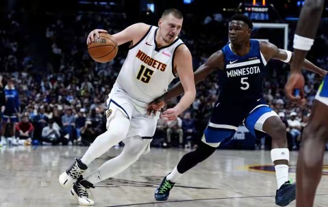 开云官方网站-霍姆格伦伤退雷霆损失内线支柱