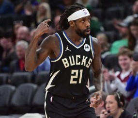 开云直播中心-密尔沃基雄鹿转会期回应争议，志在NBA季后赛名次提升，信心回归，身体对抗强度拉满的简单介绍