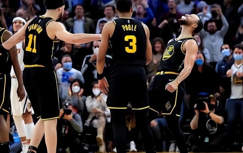 开云体育运营团队-包含关键时刻明尼苏达森林狼遗憾出局：英超节点到来；气氛紧张；临场指挥获称赞的词条