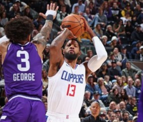 开云官方-包含今晚突围战来临，洛杉矶快船围绕NBA常规赛防线松动，球迷炸锅，资深球员宣示担当的词条