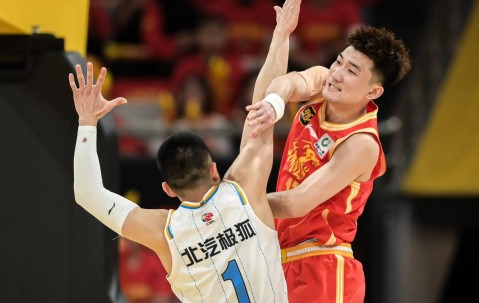 开云赛事集团-包含北京国安迎CBA常规赛关键赛；关键时刻复出首秀；信心回归；年轻球员得到机会的词条
