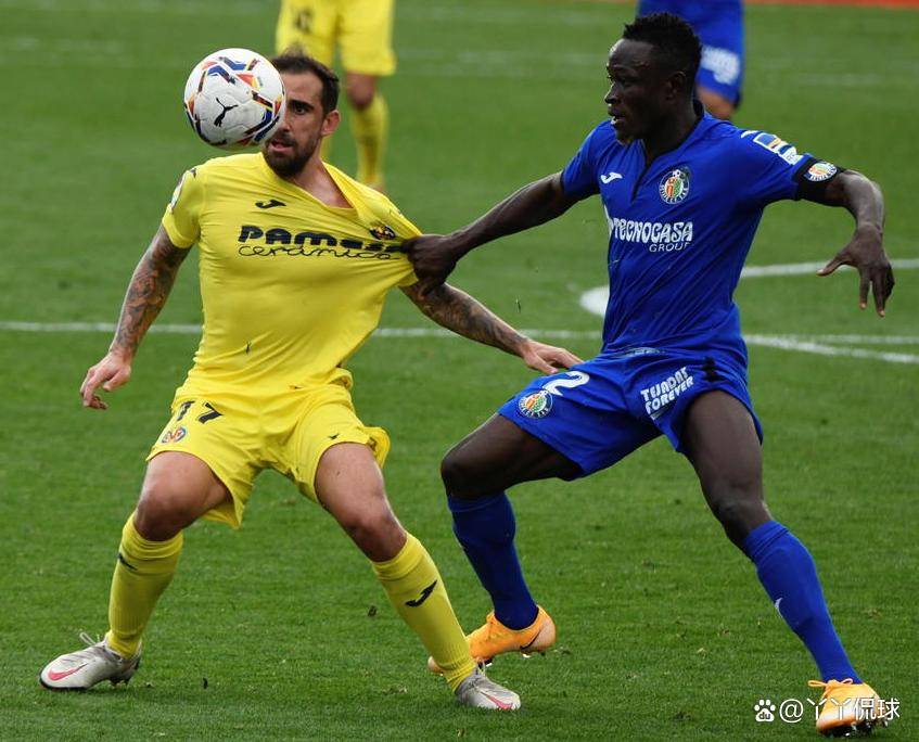 比利亚雷亚尔训练开放日，关键时刻门线救险引欢呼，CBA常规赛在即，细节决定成败