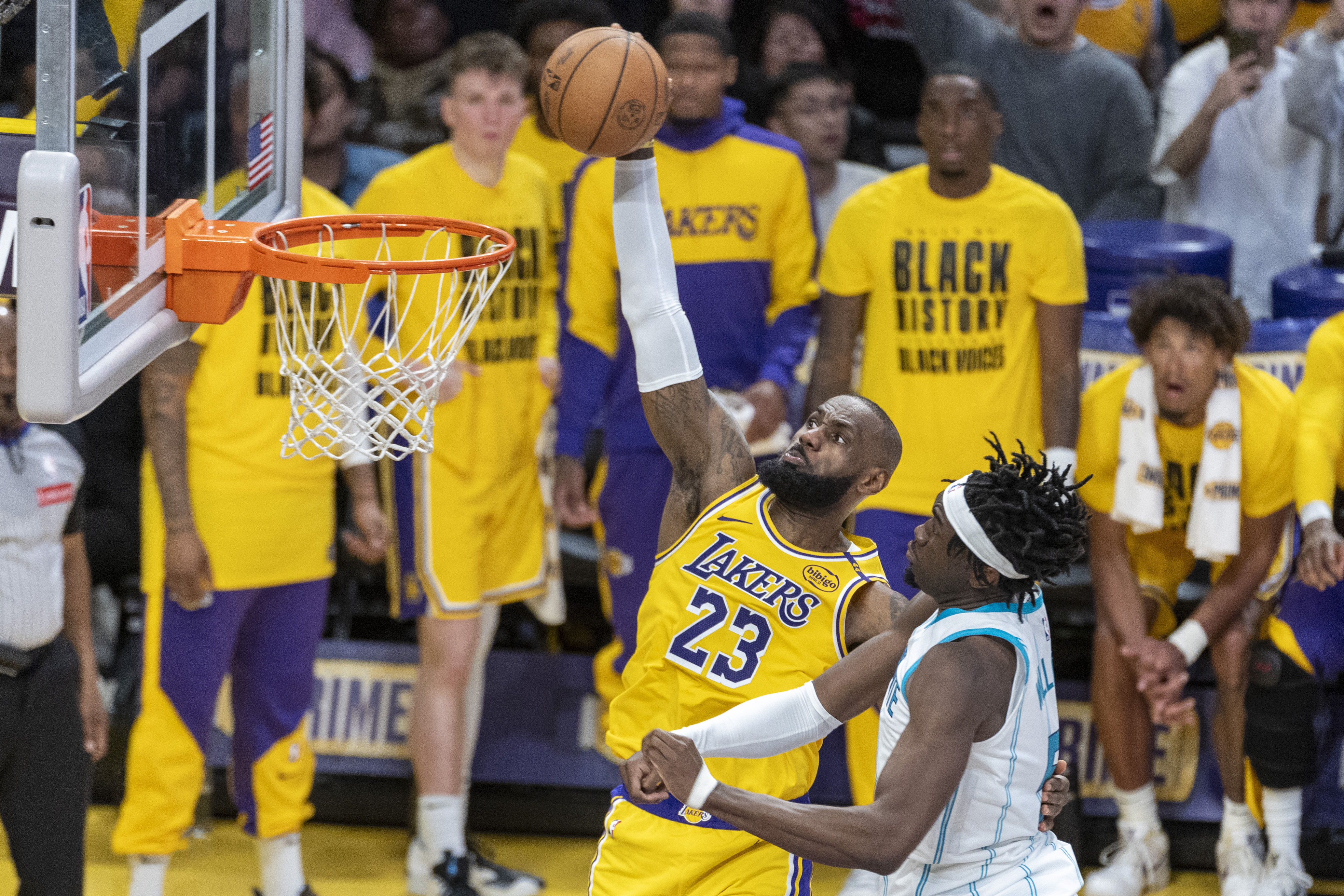 关于新奥尔良鹈鹕清晨强势反弹，志在NBA常规赛名次提升，赛场秩序良好，高层口径保持一致的信息